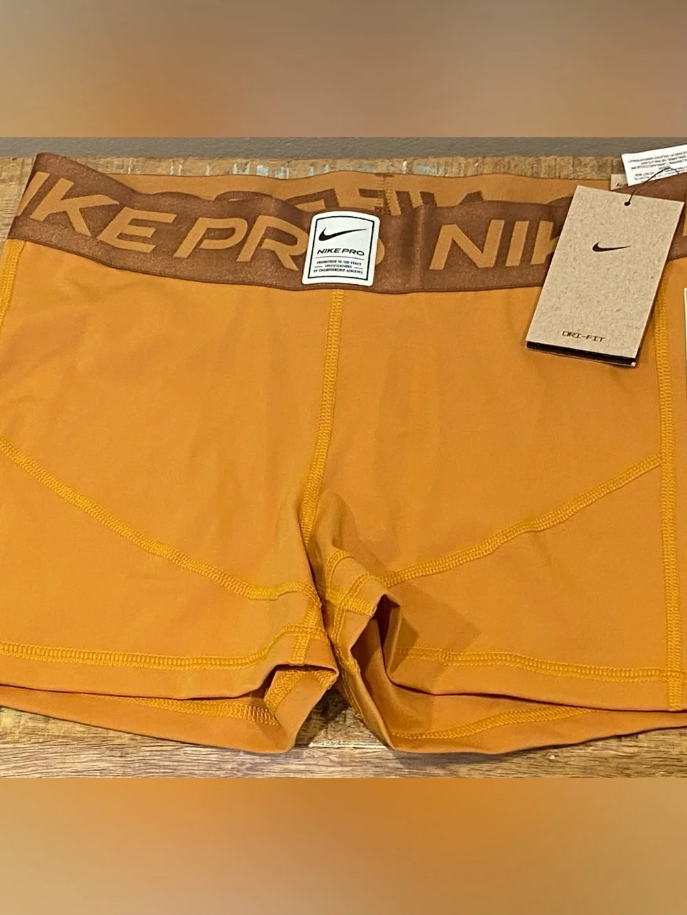 Nike Pro shorts NWT med support mid rise 3